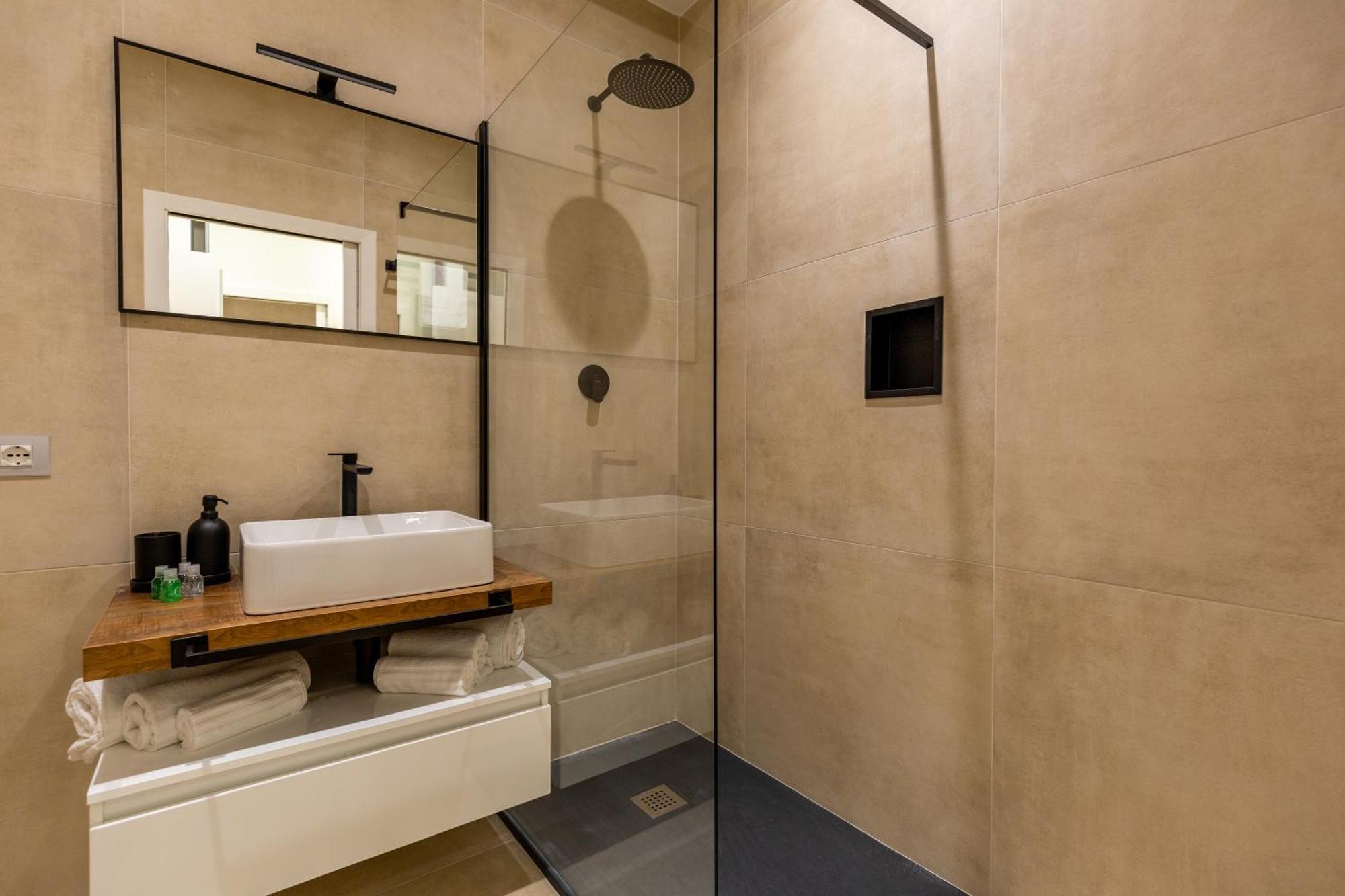 Casa Lounge Costituzione Hotel Cagliari Luaran gambar